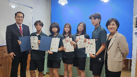 [시상식]&nbsp;과학실험&nbsp;한마당,&nbsp;영어&nbsp;스피치&nbsp;대회